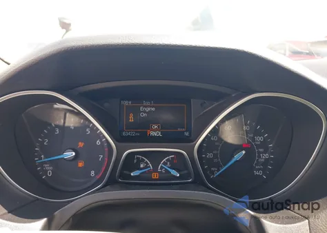 2018 Ford Focus Se z USA, uszkodzony, nr VIN 1FADP3F26JL208672